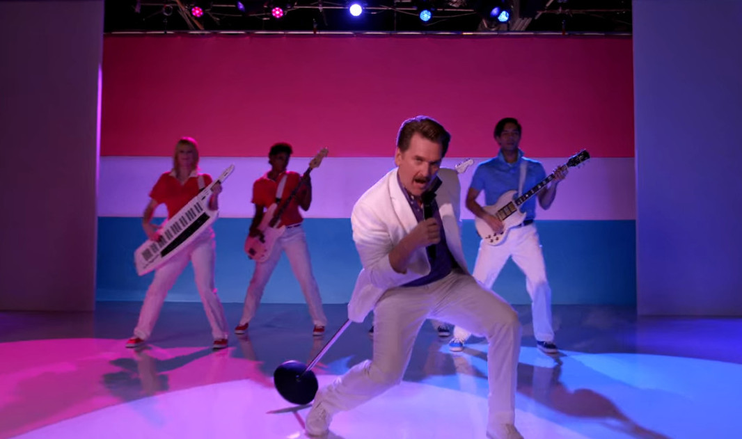Crazy Ex-Girlfriend - Darryl Whitefeather (Pete Gardner) singing getting bi