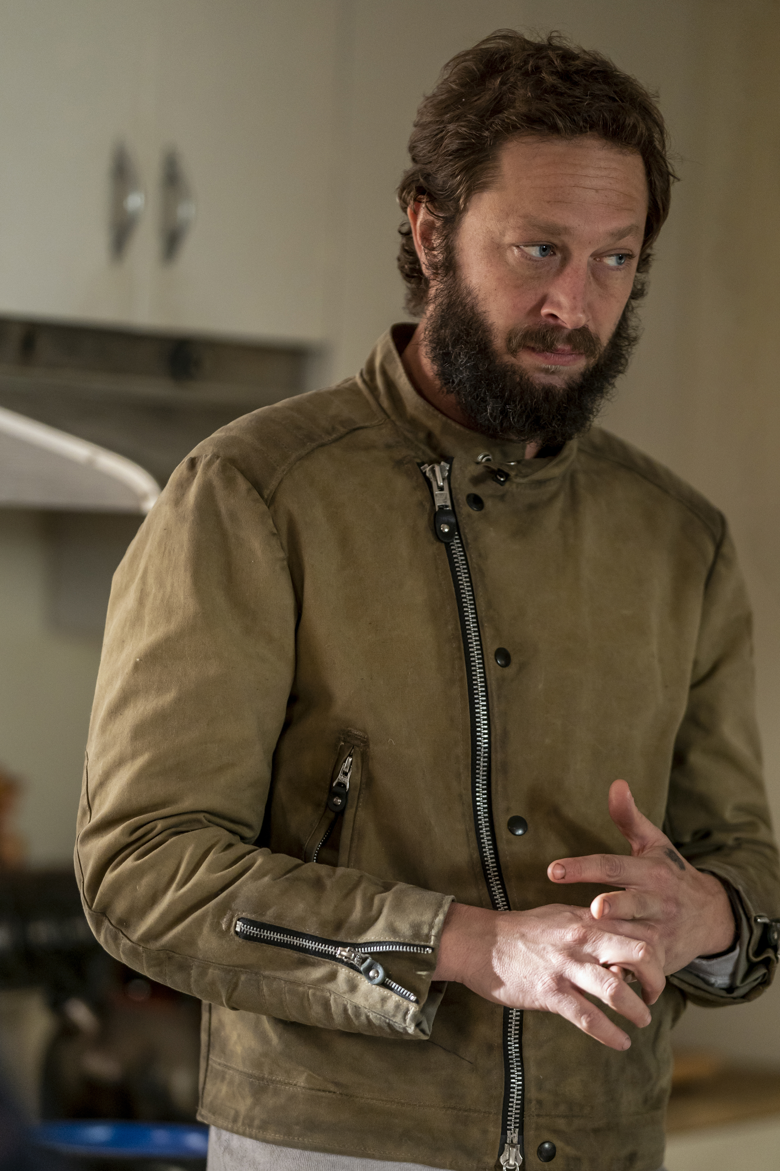 Films Et Séries Tv Avec Ebon Moss-bachrach