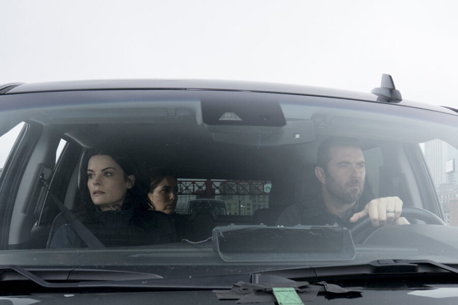 Blindspot - Season 5 Episode 10 - Love You to Bits and Bytes