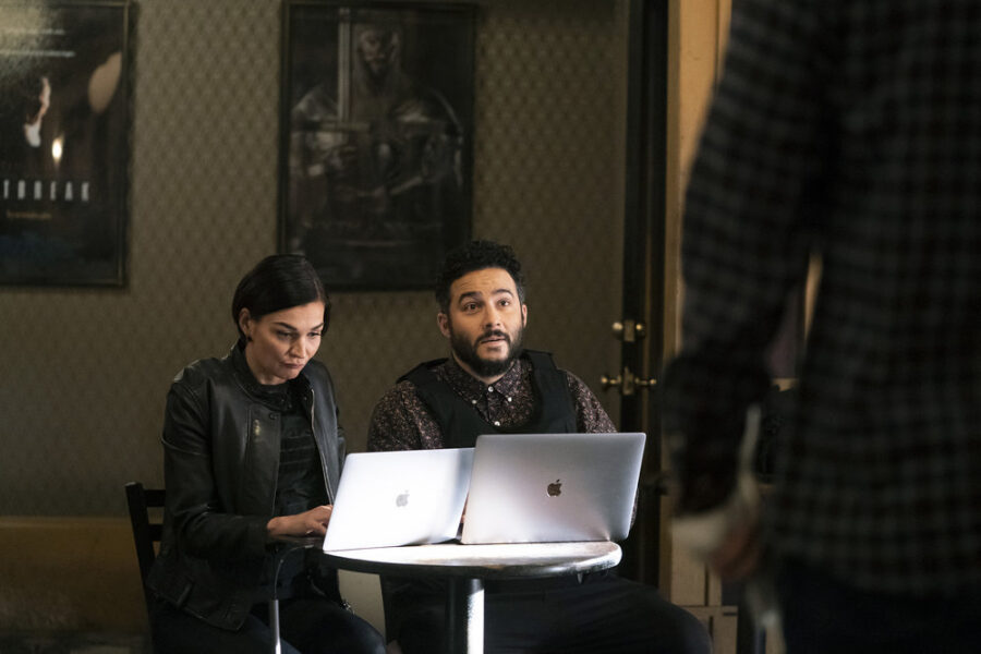 Blindspot - Season 5 Episode 10 - Love You to Bits and Bytes