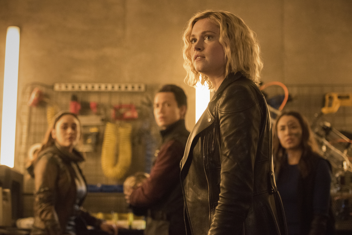 HUN715A_0375r Preview — The 100 Season 7 Episode 14: A Sort of Homecoming The 100 Season 7 Episode 14, "A Sort of Homecoming"