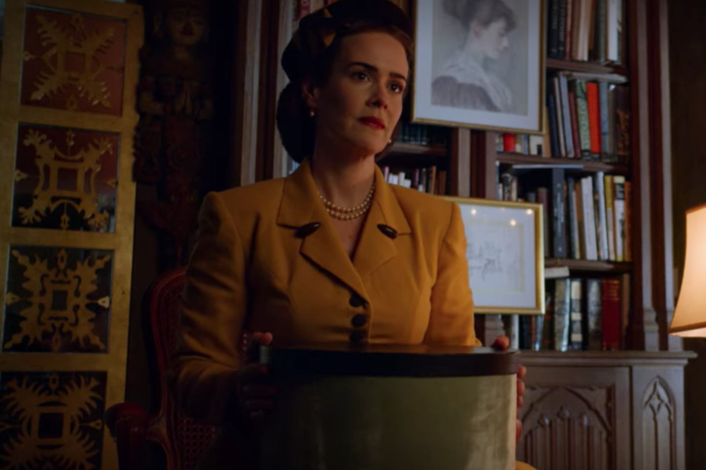 Ratched Season 1 Sarah Paulson | Tell-Tale TV Screen Shot 2020-09-30 at 1.15.33 AM