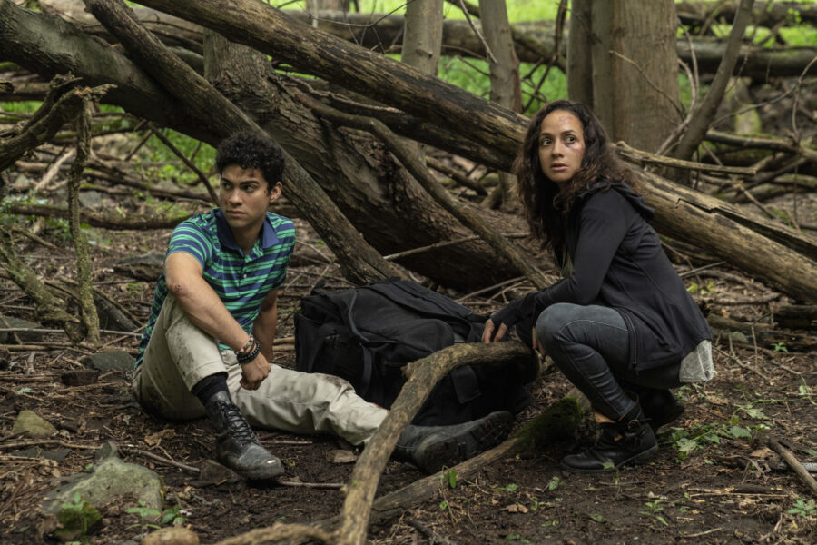 Tell Me A Story Season 1 Episode 7, "Chapter 7: Betrayal"