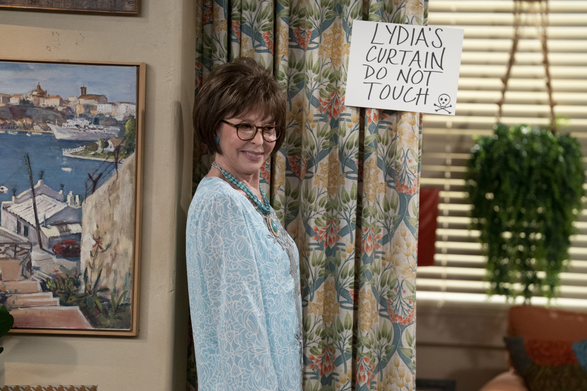 One Day at a Time Season 4 Episode 5: Perfect