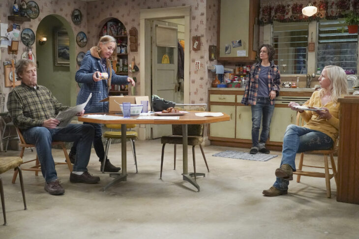 JOHN GOODMAN, LAURIE METCALF, SARA GILBERT, LECY GORANSON