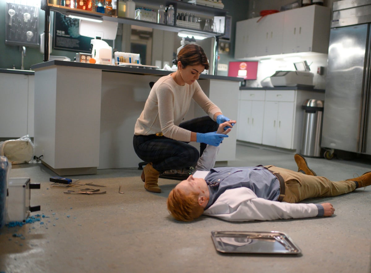 Coroner Season 2 Episode 3, "Crispr Sistr"