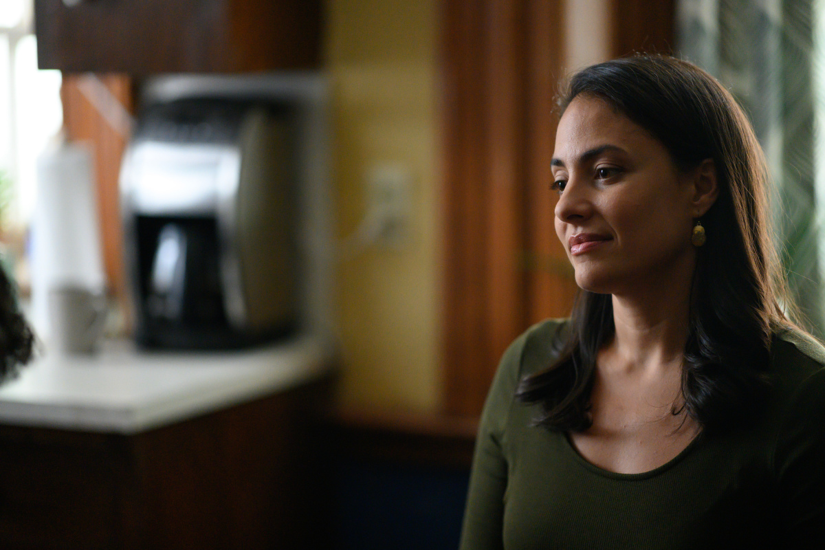 Coroner Season 2 Episode 4, "Desperate Measures"