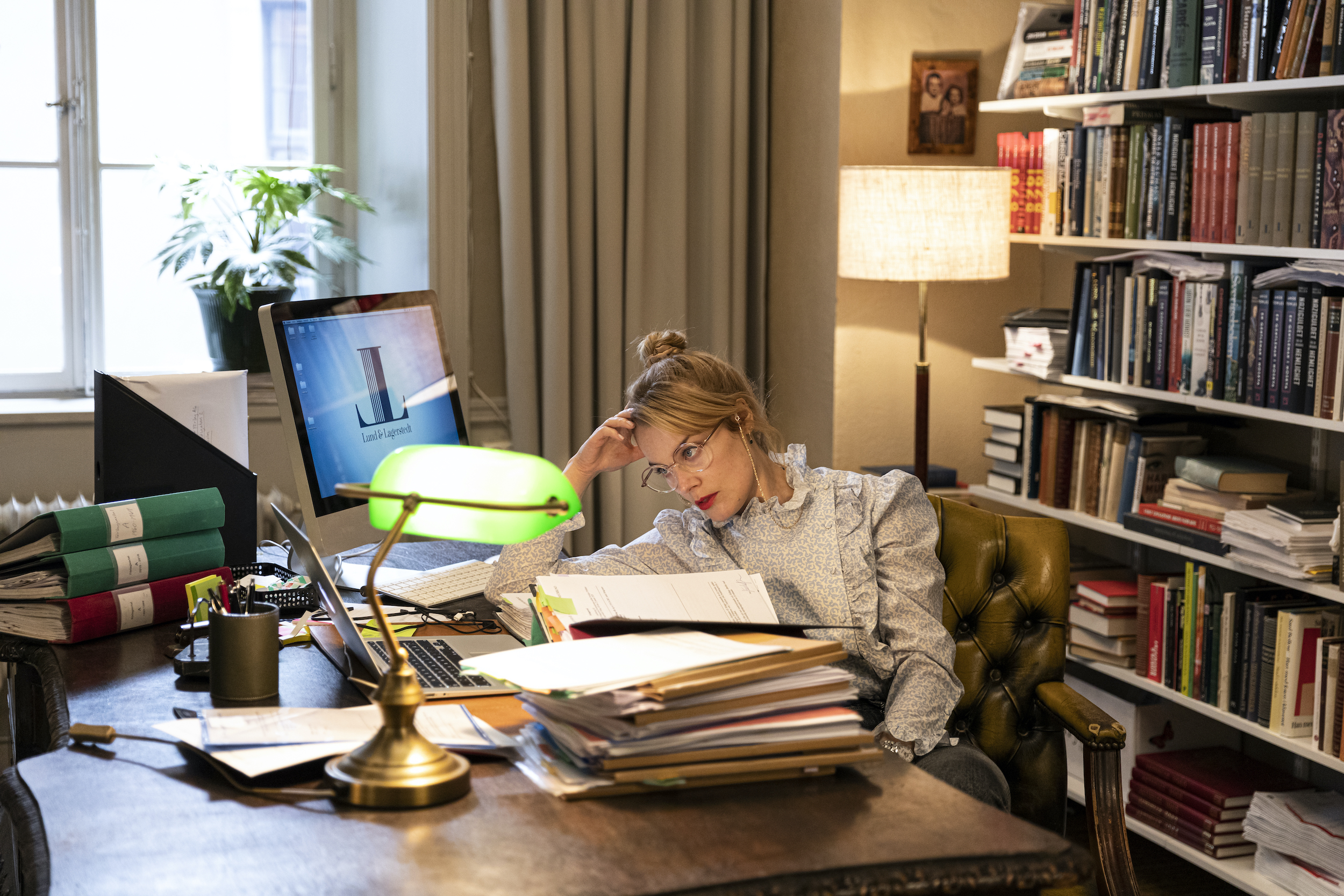 Love & Anarchy Season 1 Episode 1 | Tell-Tale TV Love & Anarchy