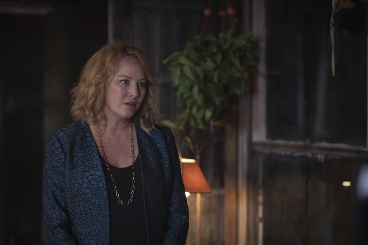 Swamp Thing Season 1 Episode 2, "Worlds Apart"