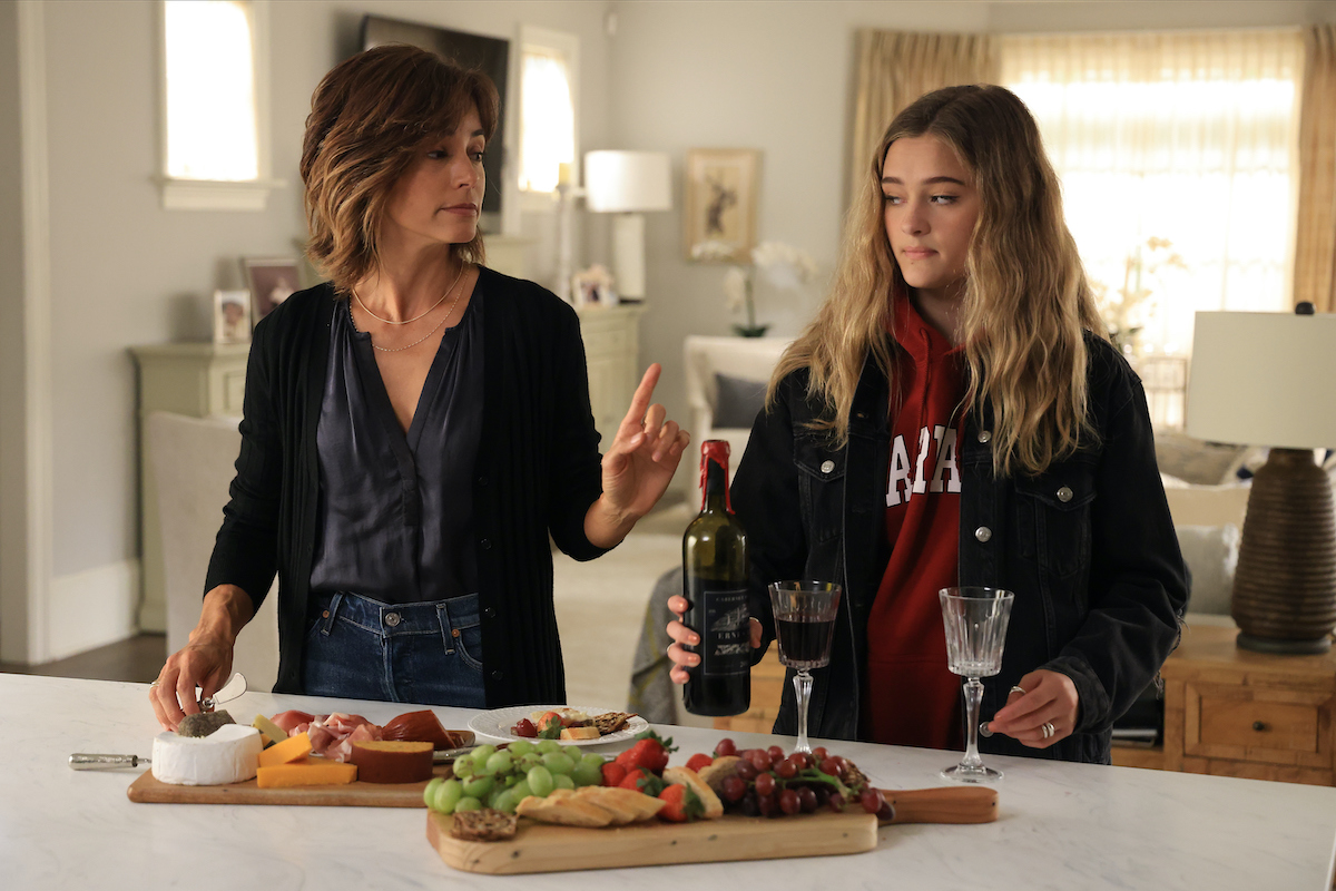 A Million Little Things Season 3 Episode 2, "writings on the wall" | Tell-Tale TV A Million Little Things Season 3 Episode 2, "writings on the wall"