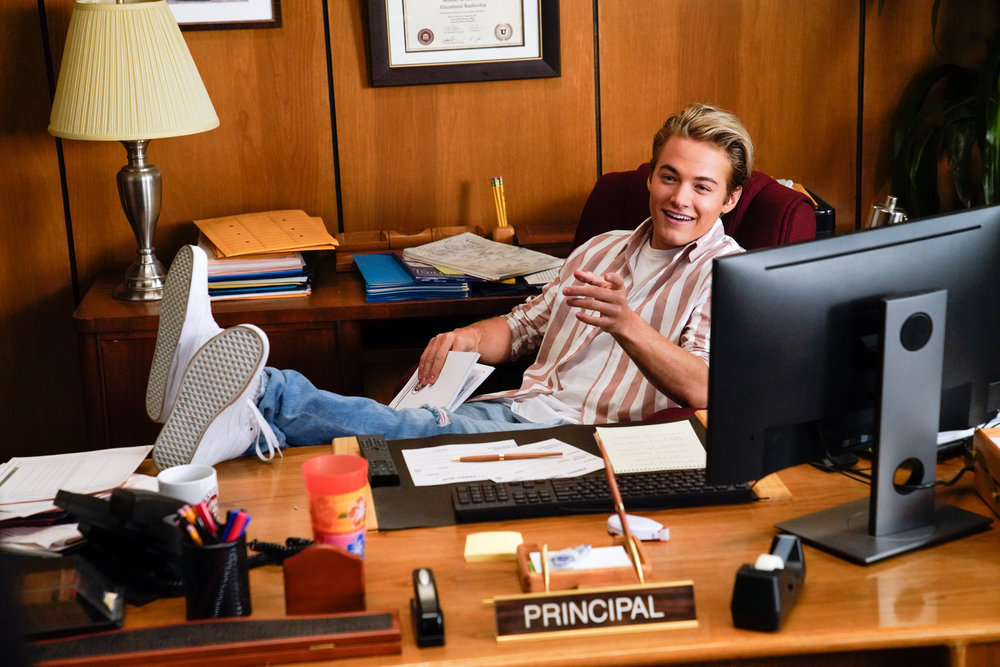Saved By The Bell – Season Pilot Preview — Saved by the Bell: Get Ready to Go Back to Bayside!