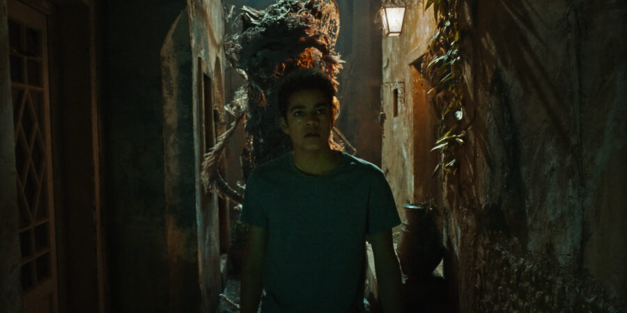 His Dark Materials Season 2 Episode 1 "The City of Magpies"