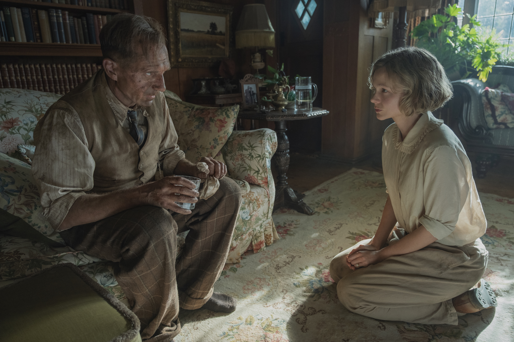 The Dig - CAREY MULLIGAN as EDITH PRETTY, RALPH FIENNES as BASIL BROWN | Tell-Tale TV The Dig - CAREY MULLIGAN as EDITH PRETTY, RALPH FIENNES as BASIL BROWN
