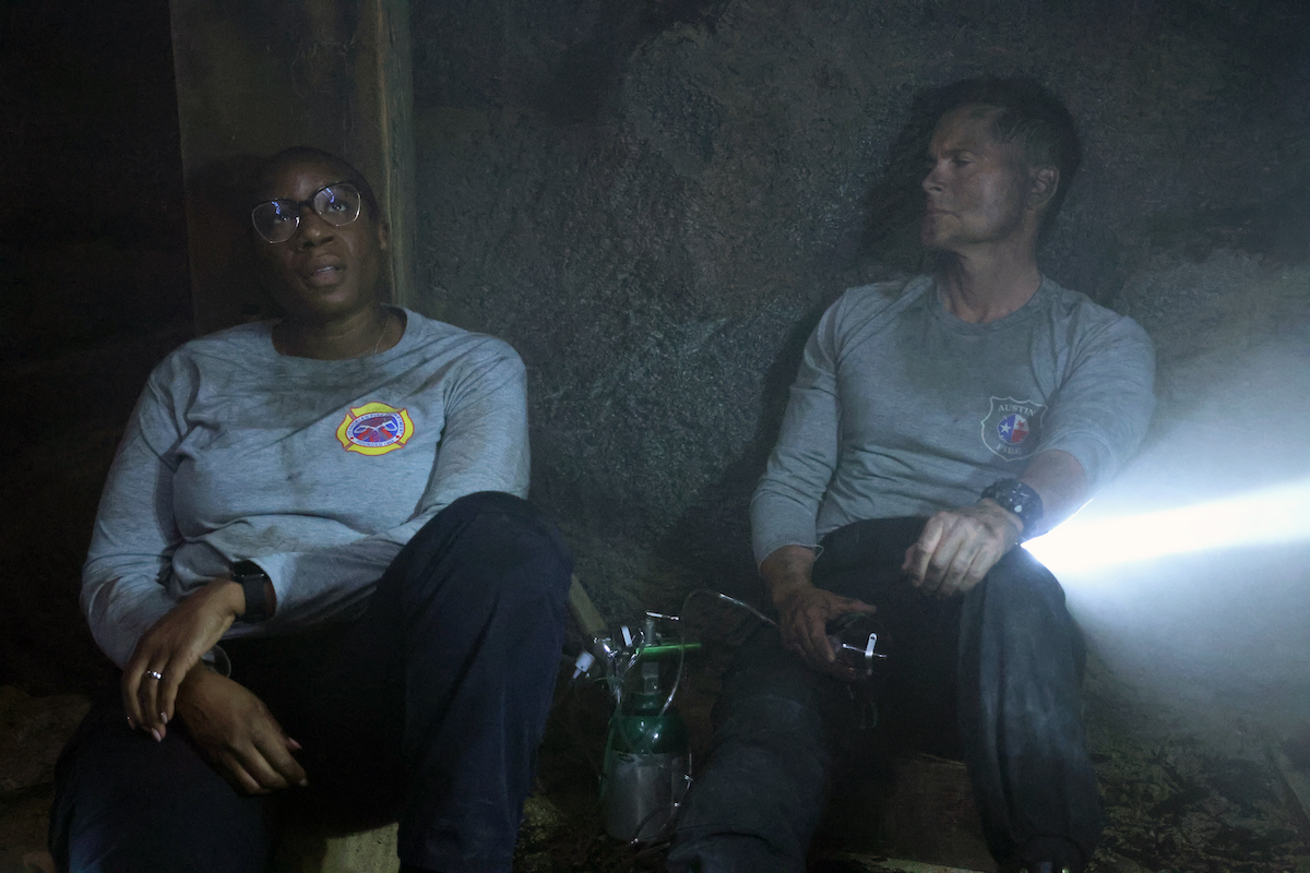 9-1-1 Lonestar Season 2 Episode 3, “Hold The Line” | Tell-Tale TV 9-1-1 Lonestar Season 2 Episode 3, “Hold The Line”