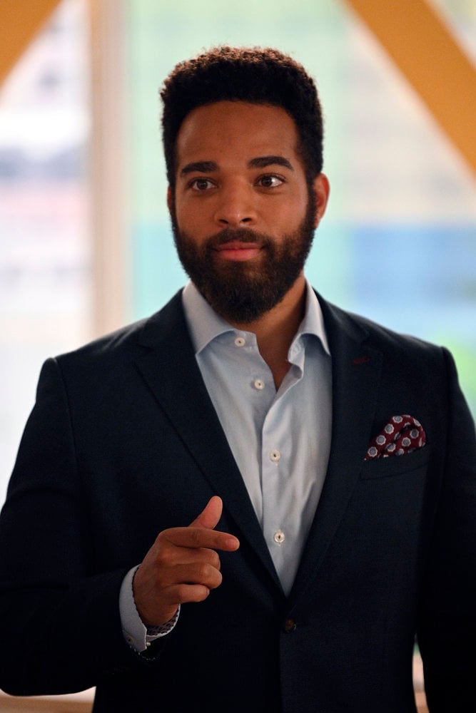 Zoey’s Extraordinary Playlist – Season 2