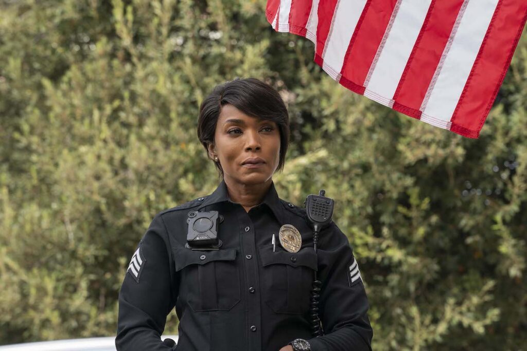 9 1 1 Review 9 1 1 What s Your Grievance Season 4 Episode 4 Tell