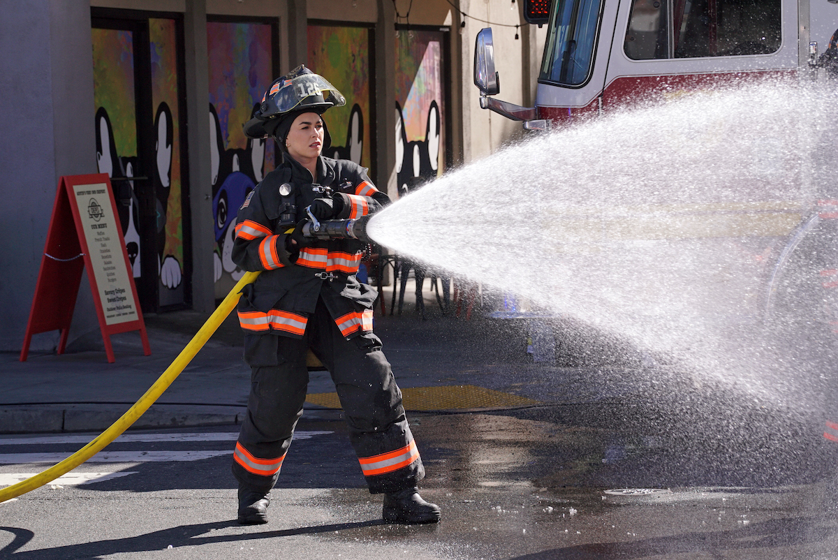 9-1-1 Lonestar Season 2 Episode 6, "Everyone and Their Brother"