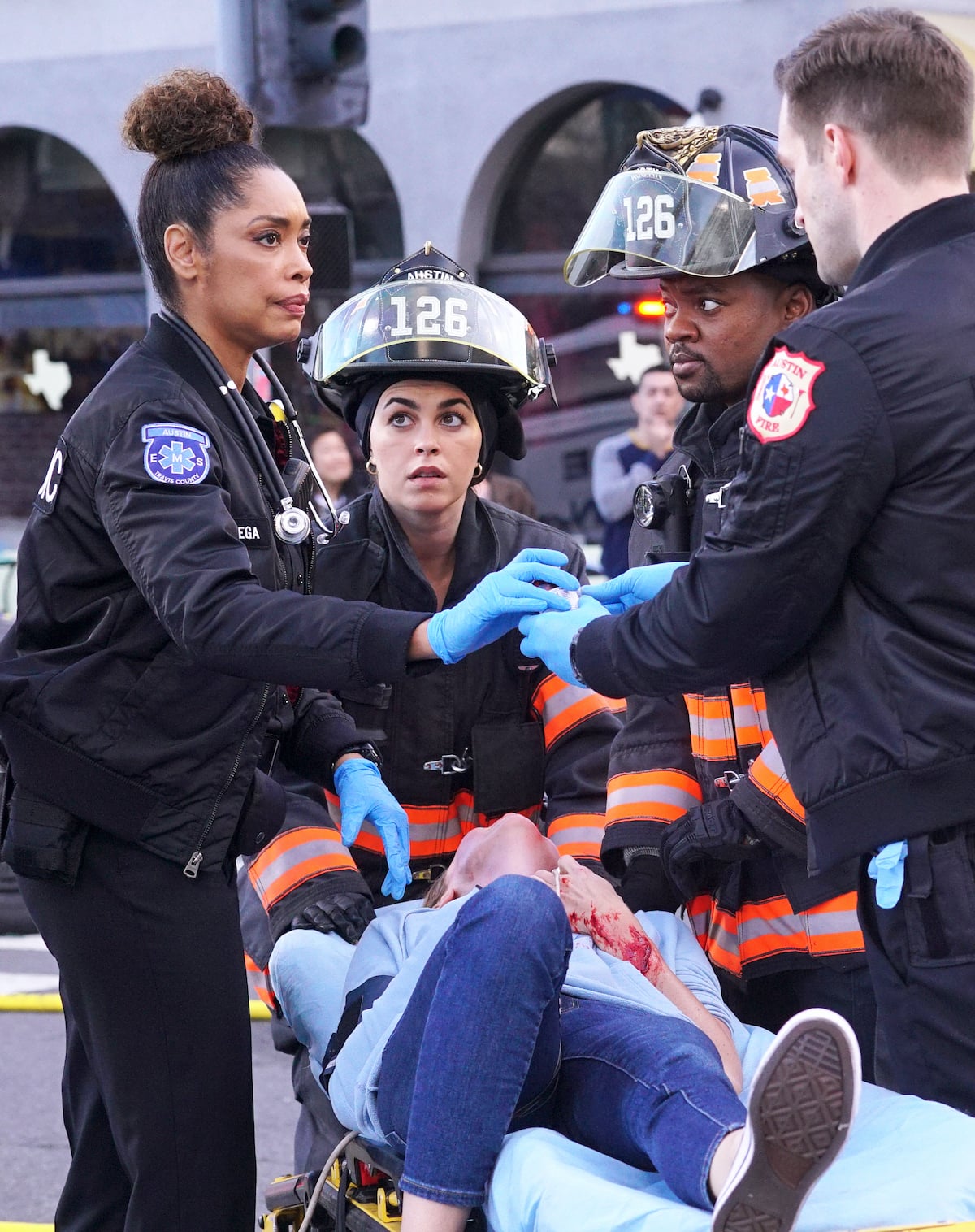 9-1-1 Lonestar Season 2 Episode 6, "Everyone and Their Brother"