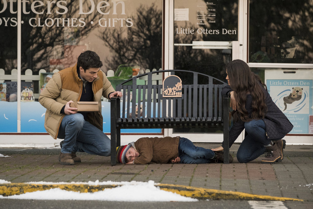 Resident Alien - Season 1 Episode 2 - Homesick