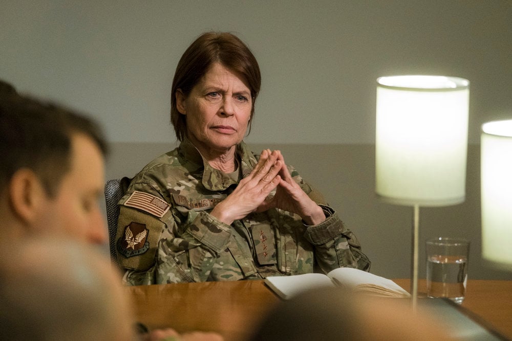 Resident Alien - Season 1 Episode 6 - Sexy Beast