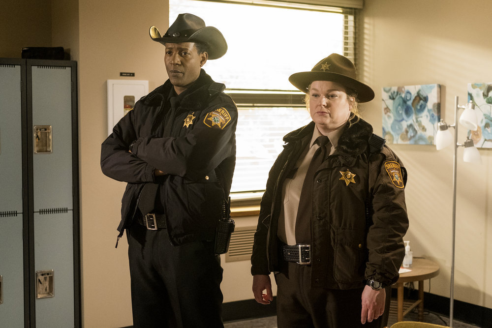 Resident Alien - Season 1 Episode 6 - Sexy Beast