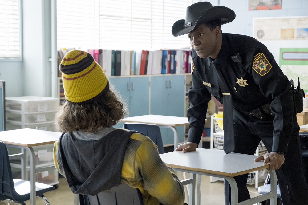 Resident Alien - Season 1 Episode 6 - Sexy Beast