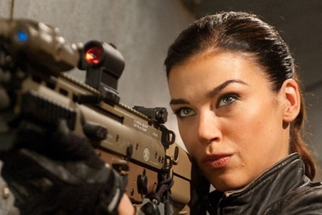 lady-jaye-adrianne-palicki-retaliation