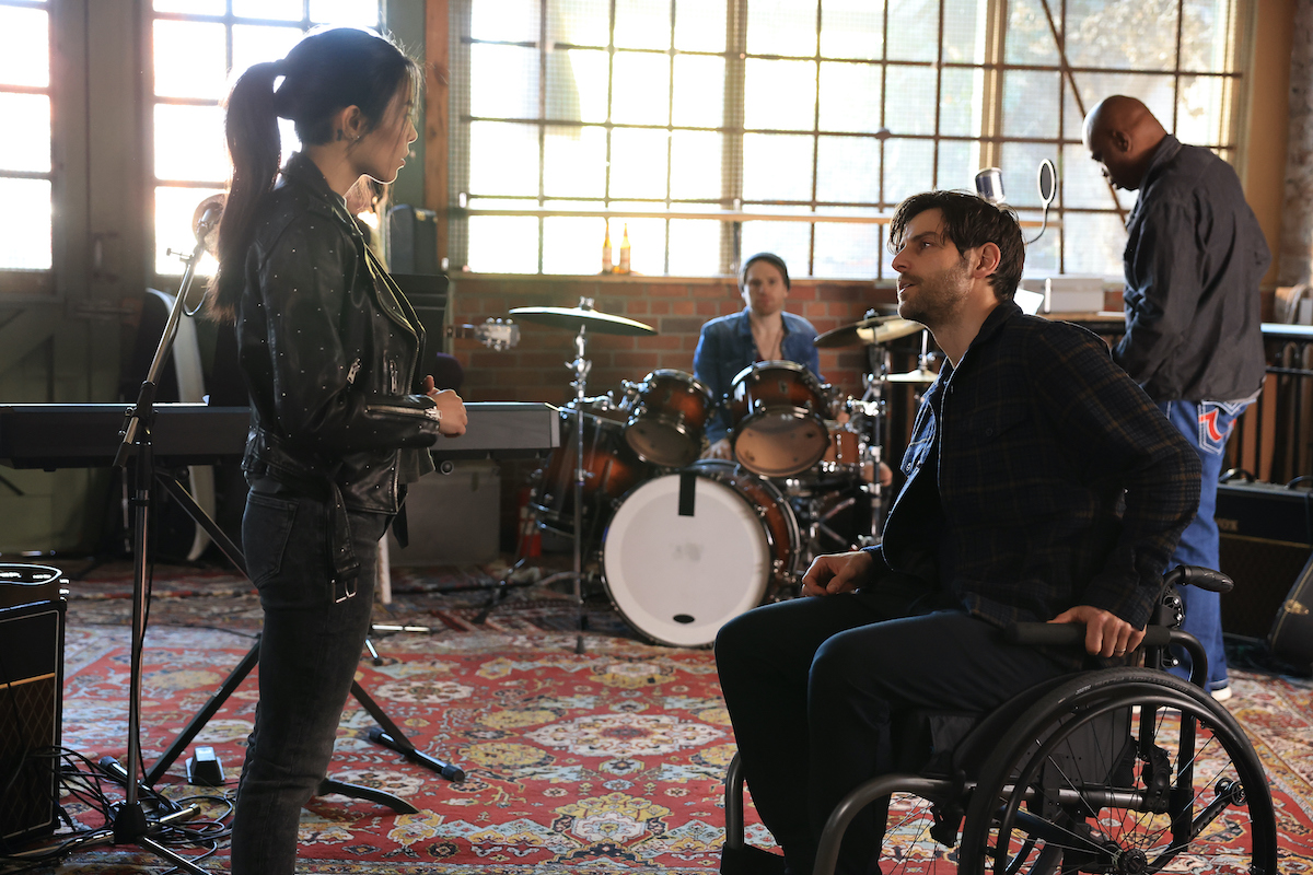 A Million Little Things Season 3 Episode 6, "Miles Apart"