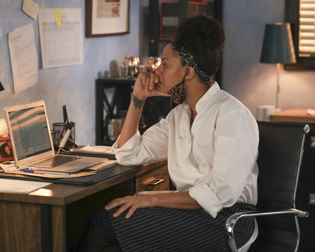 A Million Little Things Season 3 Episode 7, "timing"