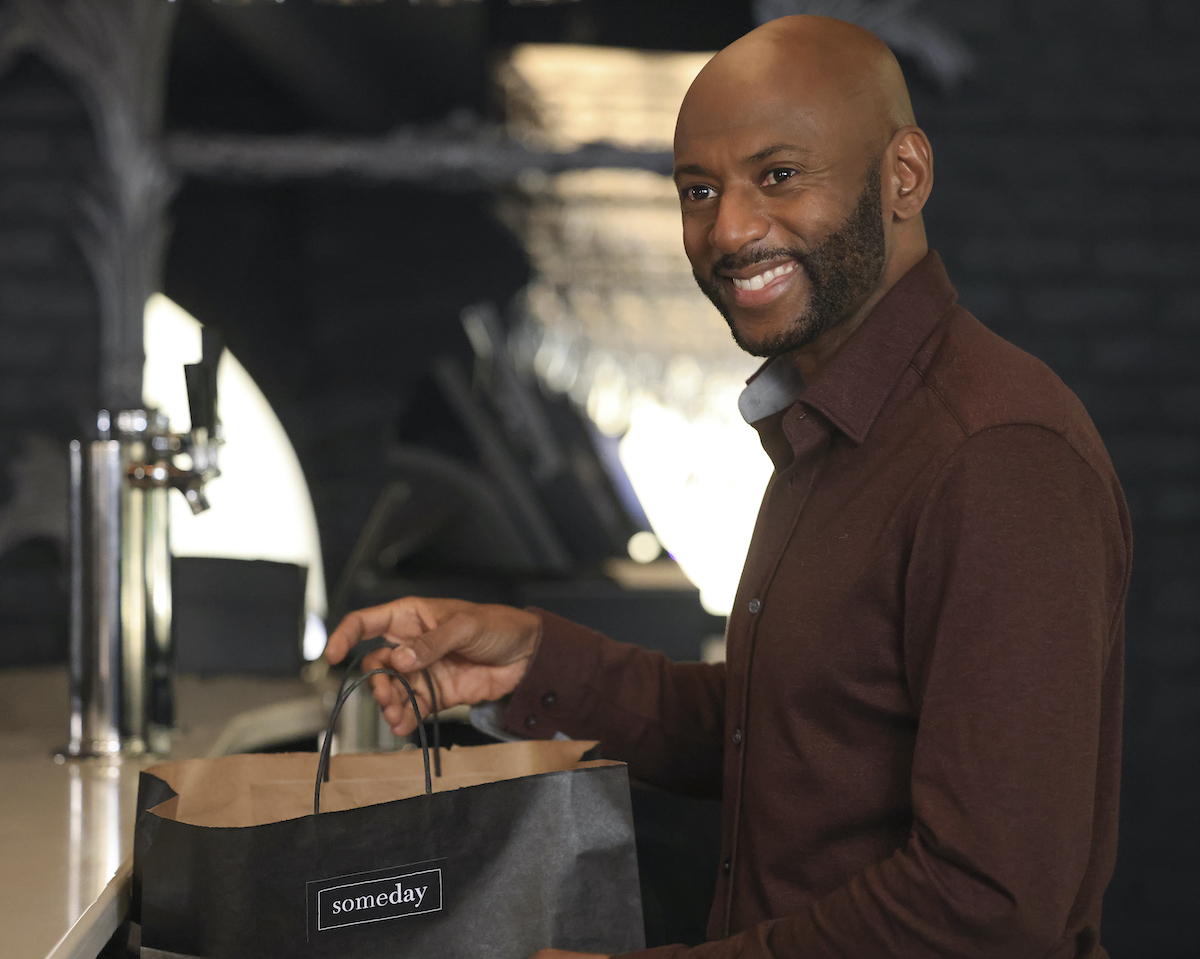 A Million Little Things Season 3 Episode 7, "timing"