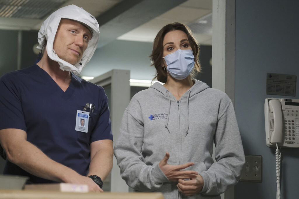 Grey's Anatomy Saison 17 Ep 7 Streaming Grey’s Anatomy Review: Helplessly Hoping (Season 17 Episode 7)