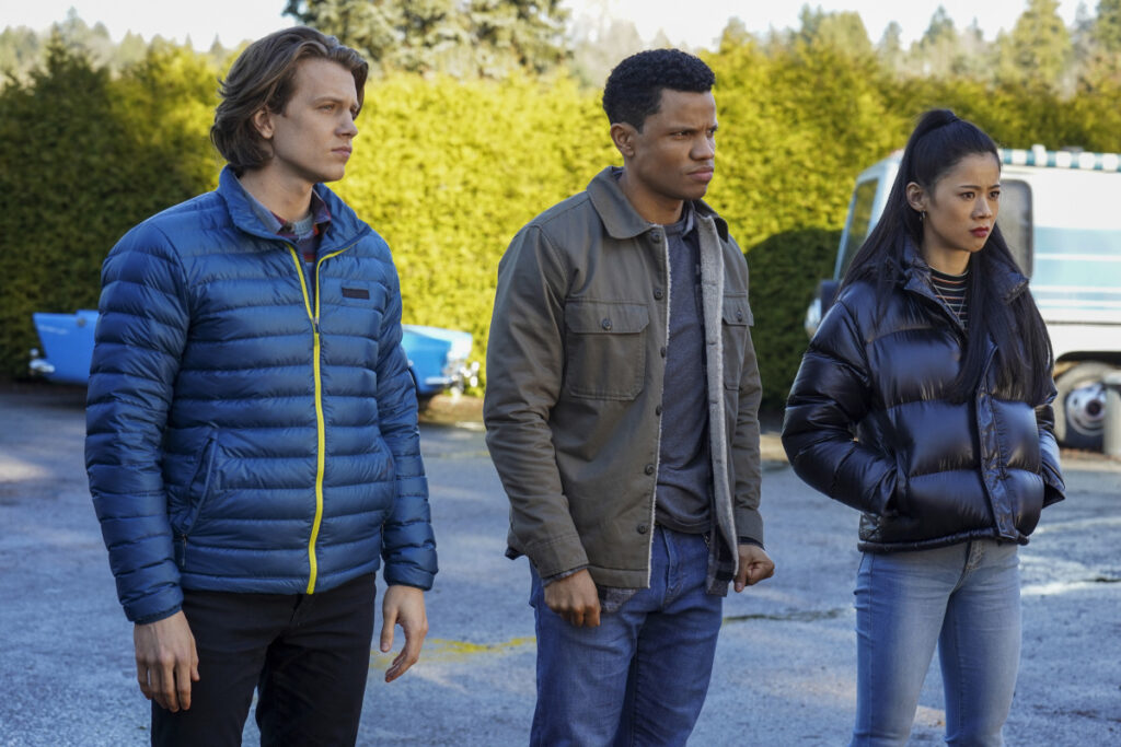 NCD209a_0411r Nancy Drew Review: The Bargain for the Blood Shroud (Season 2 Episode 9) Nancy Drew Season 2 Episode 9, "The Bargain of the Blood Shroud"