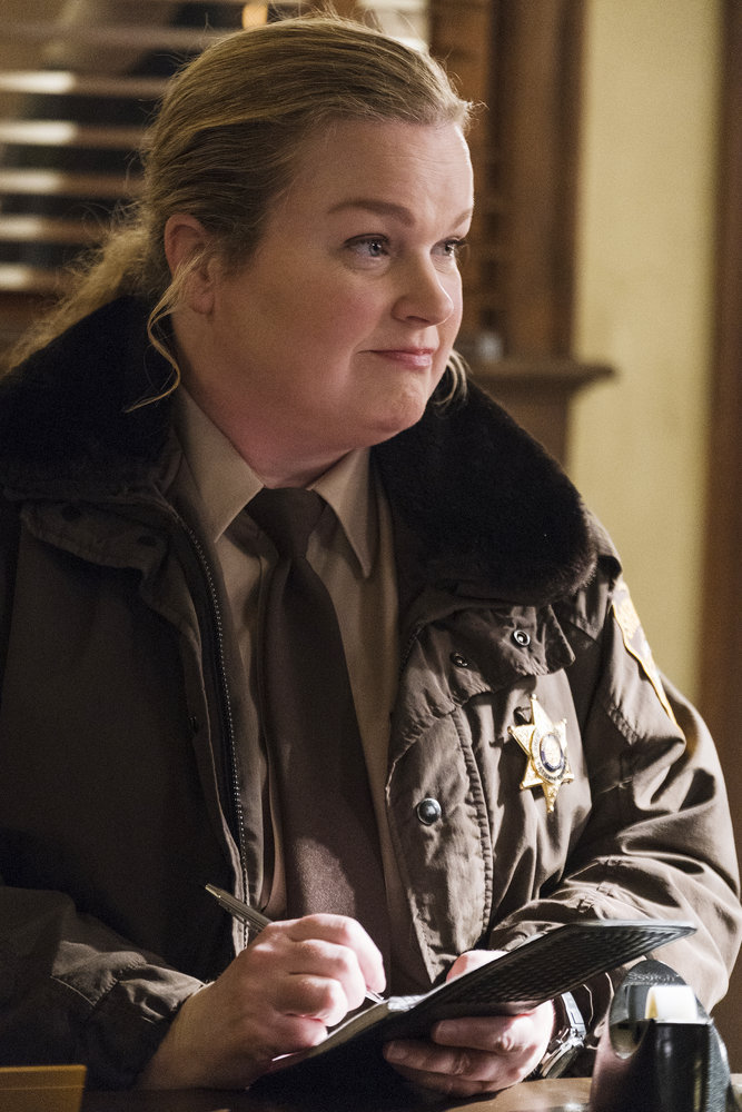 Resident Alien - Season 1 Episode 7- The Green Glow