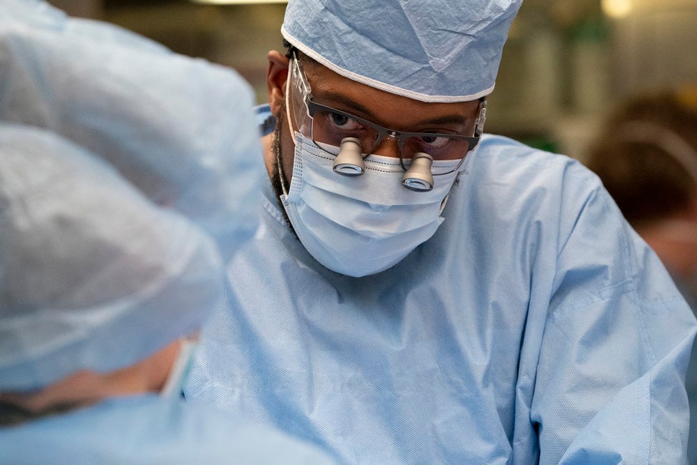 New Amsterdam Season 3 Episode 5, "Blood Sweat & Tears"