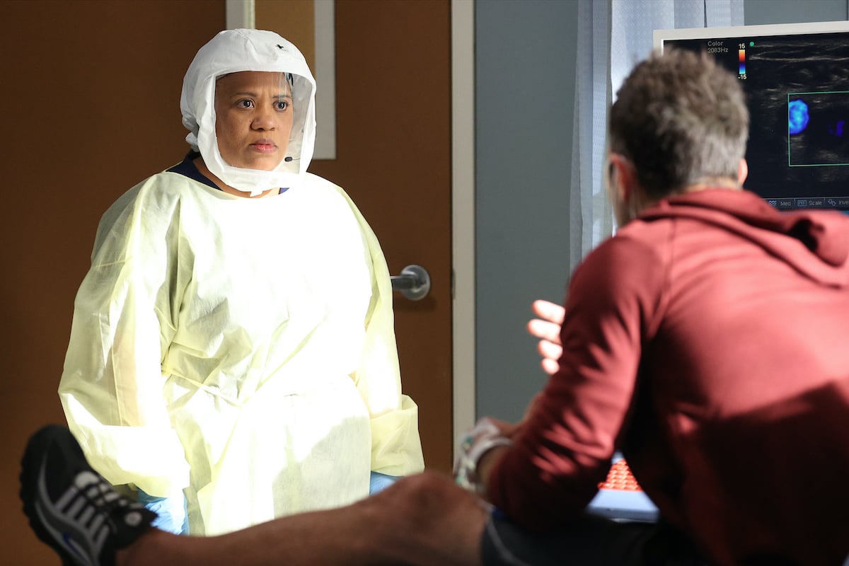 Grey's Anatomy Season 17 Episode 12, “Sign O’ the Times” | Tell-Tale TV Grey's Anatomy Season 17 Episode 12, “Sign O’ the Times”