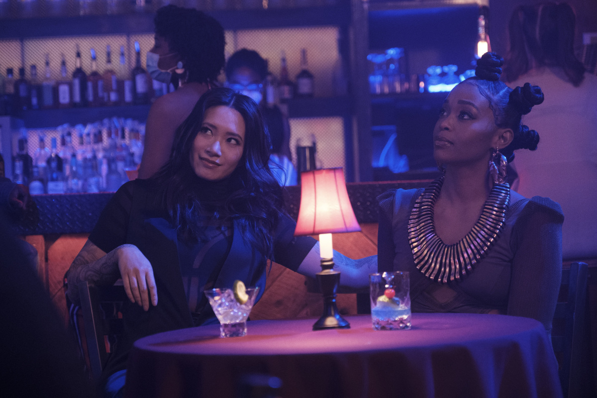 Black Lightening Season 4 Episode 7, "Painkiller" | Tell-Tale TV Black Lightening Season 4 Episode 7, "Painkiller"