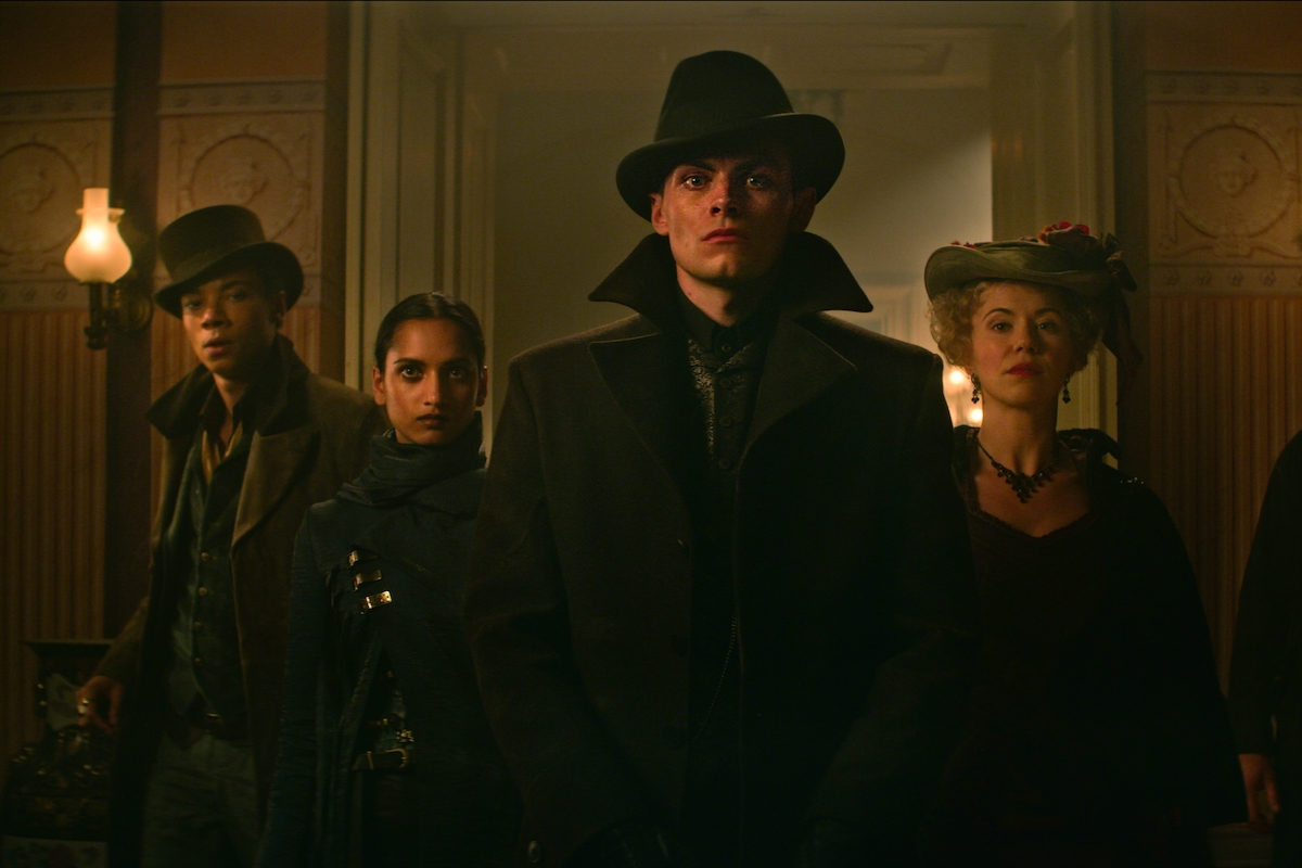 Shadow And Bone Season 1