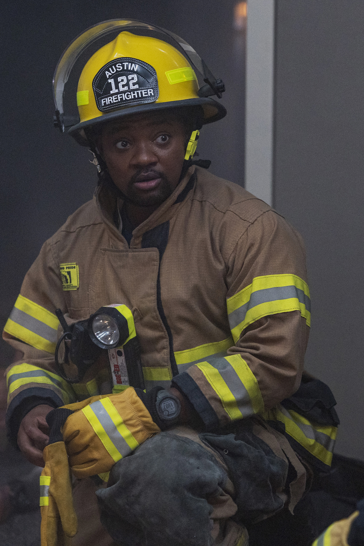 9-1-1: Lone Star Saison 2 épisode 14 Preview — 9-1-1: Lone Star Season 2 Episode 14: Dust to Dust | Tell-Tale TV
