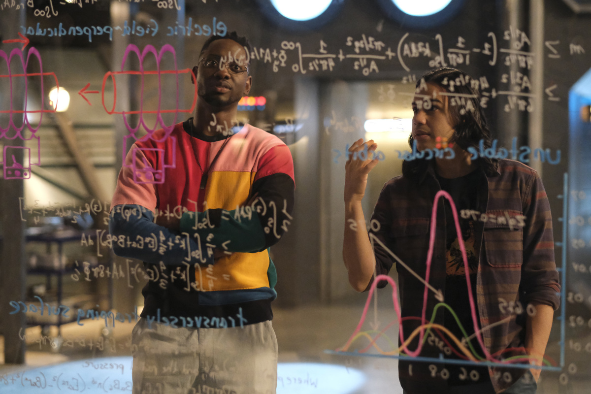 The Flash Season 7 Episode 11, "Family Matters, Part 2" | Tell-Tale TV The Flash Season 7 Episode 11, "Family Matters, Part 2"
