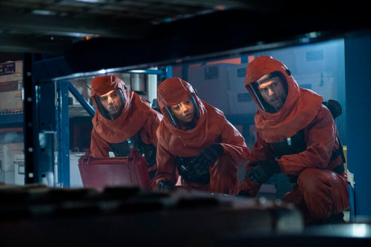 Debris Season 1 Episode 12, "A Message From Ground Control"
