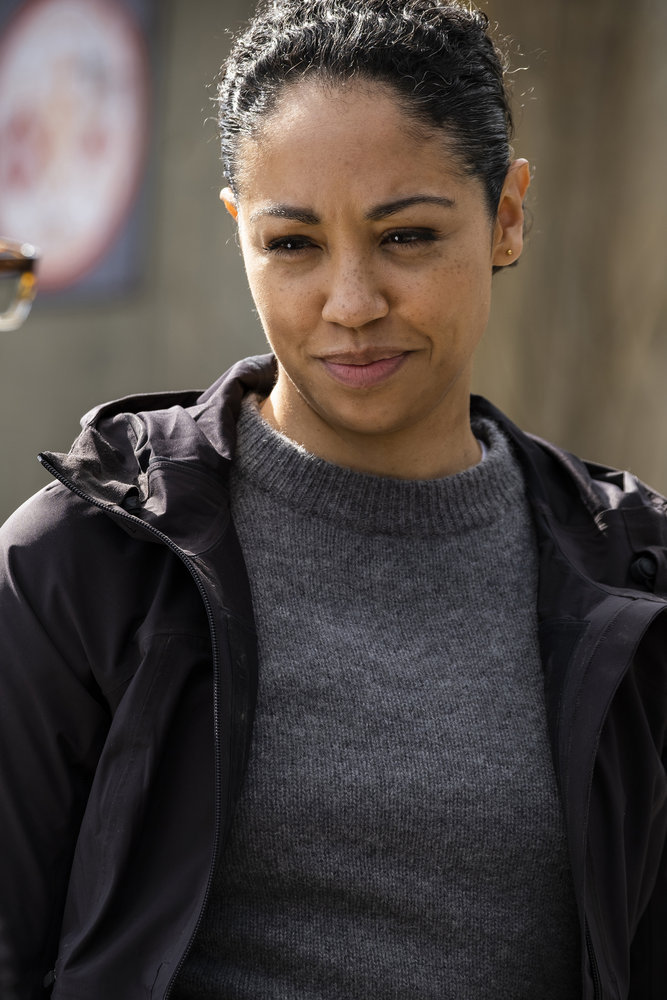 Debris Season 1 Episode 12, "A Message From Ground Control" | Tell-Tale TV Debris Season 1 Episode 12, "A Message From Ground Control"