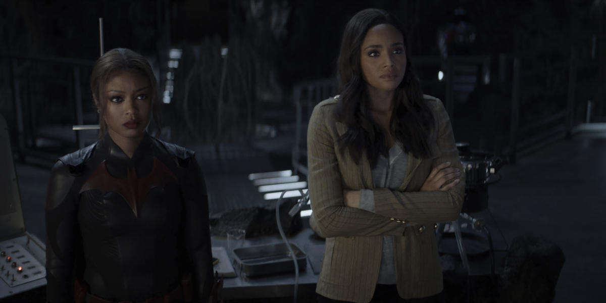 Batwoman Season 2 Episode 15 | Tell-Tale TV Batwoman Season 2 Episode 15