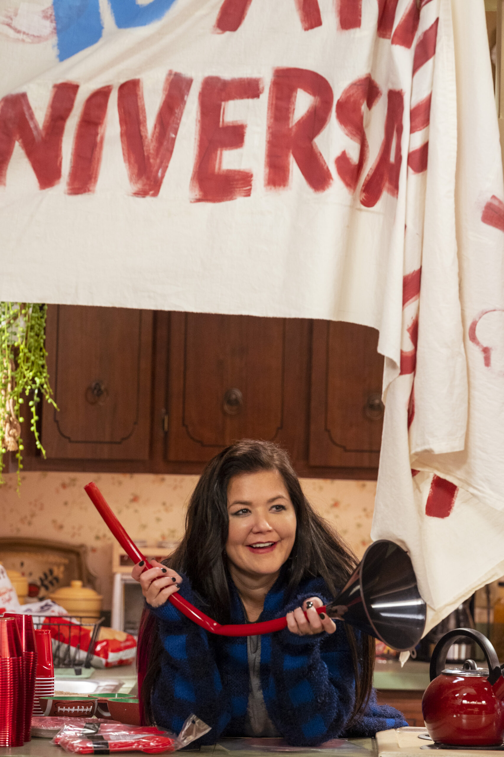 Kevin Can F*** Himself - Season 1, Episode 1