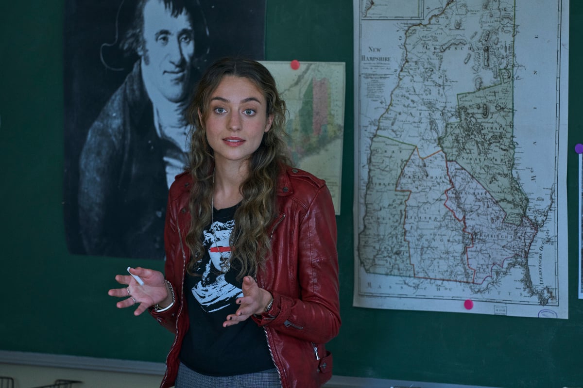 The Republic of Sarah Season 1 Episode 1, "Pilot"