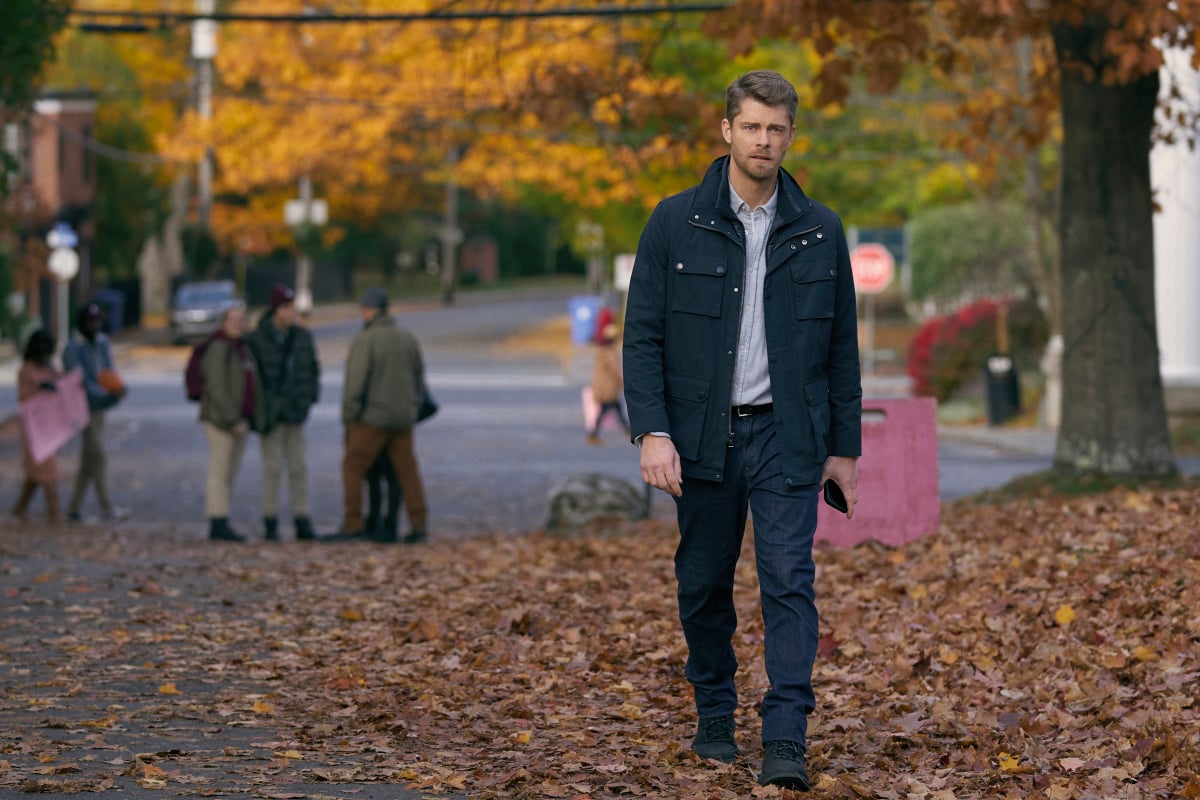 The Republic of Sarah Season 1 Episode 1, "Pilot"