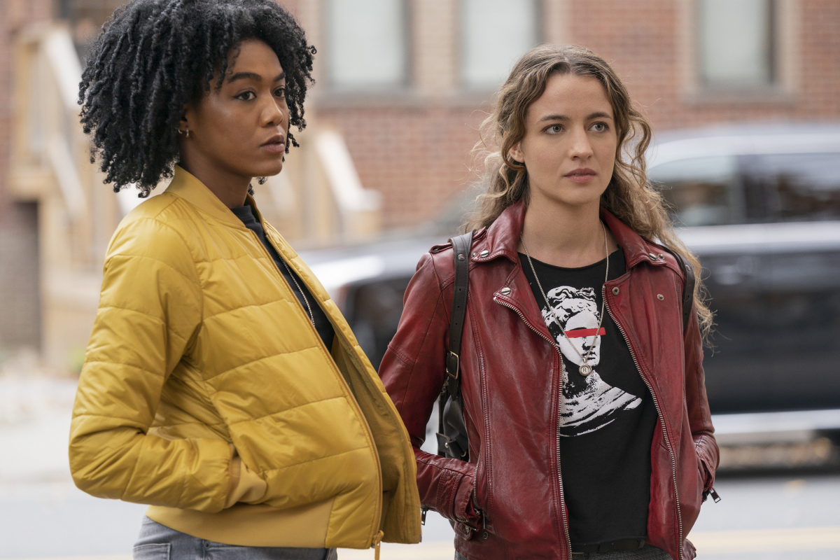 The Republic of Sarah Season 1 Episode 1, "Pilot" | Tell-Tale TV The Republic of Sarah Season 1 Episode 1, "Pilot"