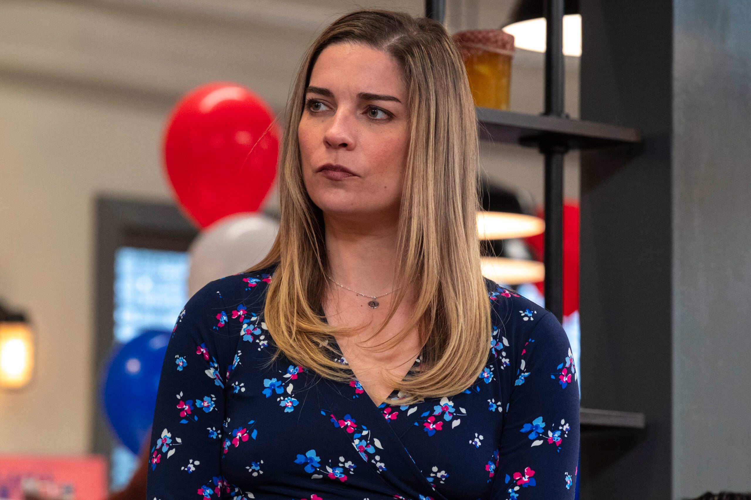 Kevin Can F*** Himself - Season 1 Episode 8