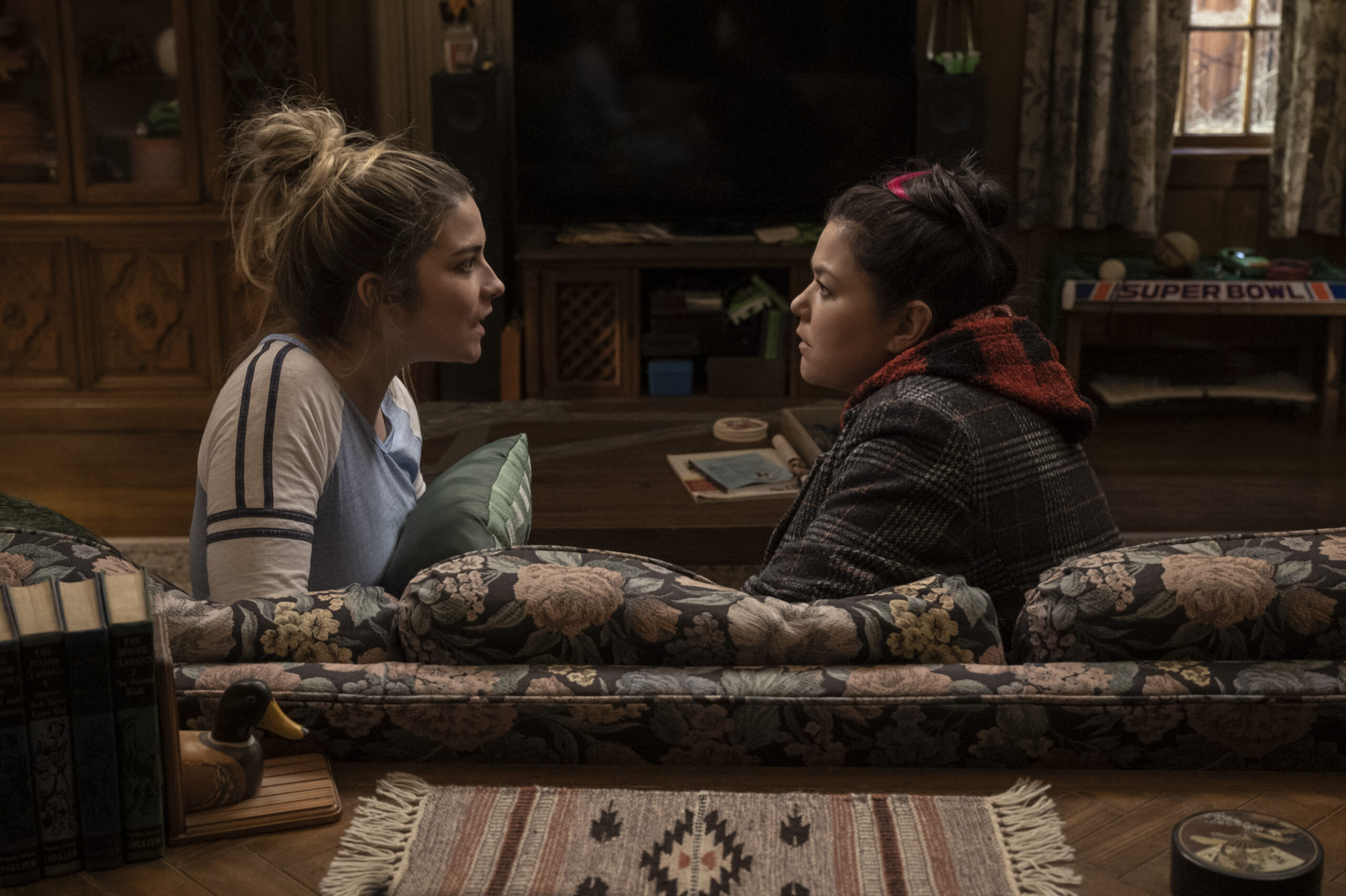 Kevin Can F*** Himself - Season 1 Episode 8