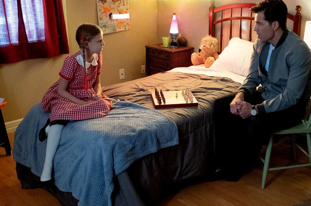 SurrealEstate - Season 1 Episode 2 - The Harvey