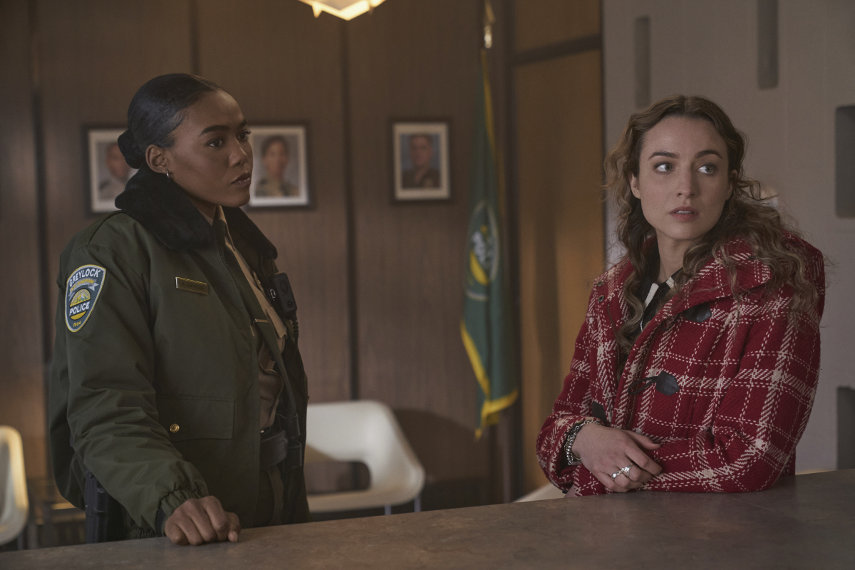The Republic Of Sarah Preview — The Republic of Sarah Season 1 Episode 5: The Criminals It